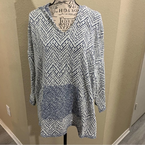 Easel hoodie size small to medium - Picture 1 of 5